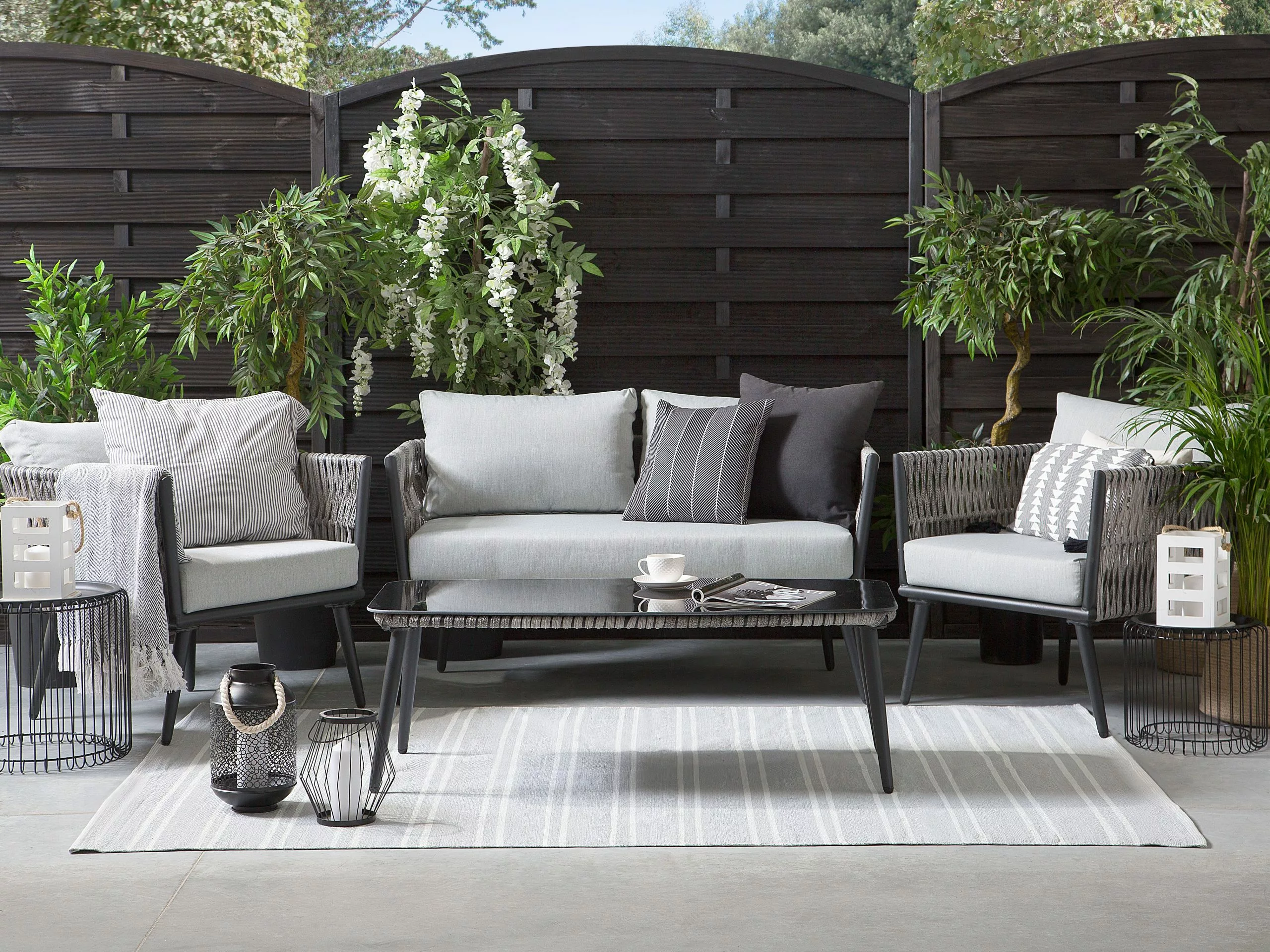 Beliani Puutarhapöytäryhmä Harmaa/musta PREVEZA - Image 2