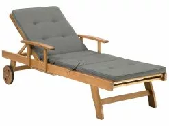 Beliani Akaasiapuinen Aurinkotuoli Tummanharmaalla Pehmusteella JAVA