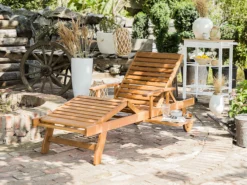 Beliani Akaasiapuinen Aurinkotuoli Raidallisella Pehmusteella JAVA -Ulkokalusteet shop undef src sa picid 763097 type whitesh image scaled