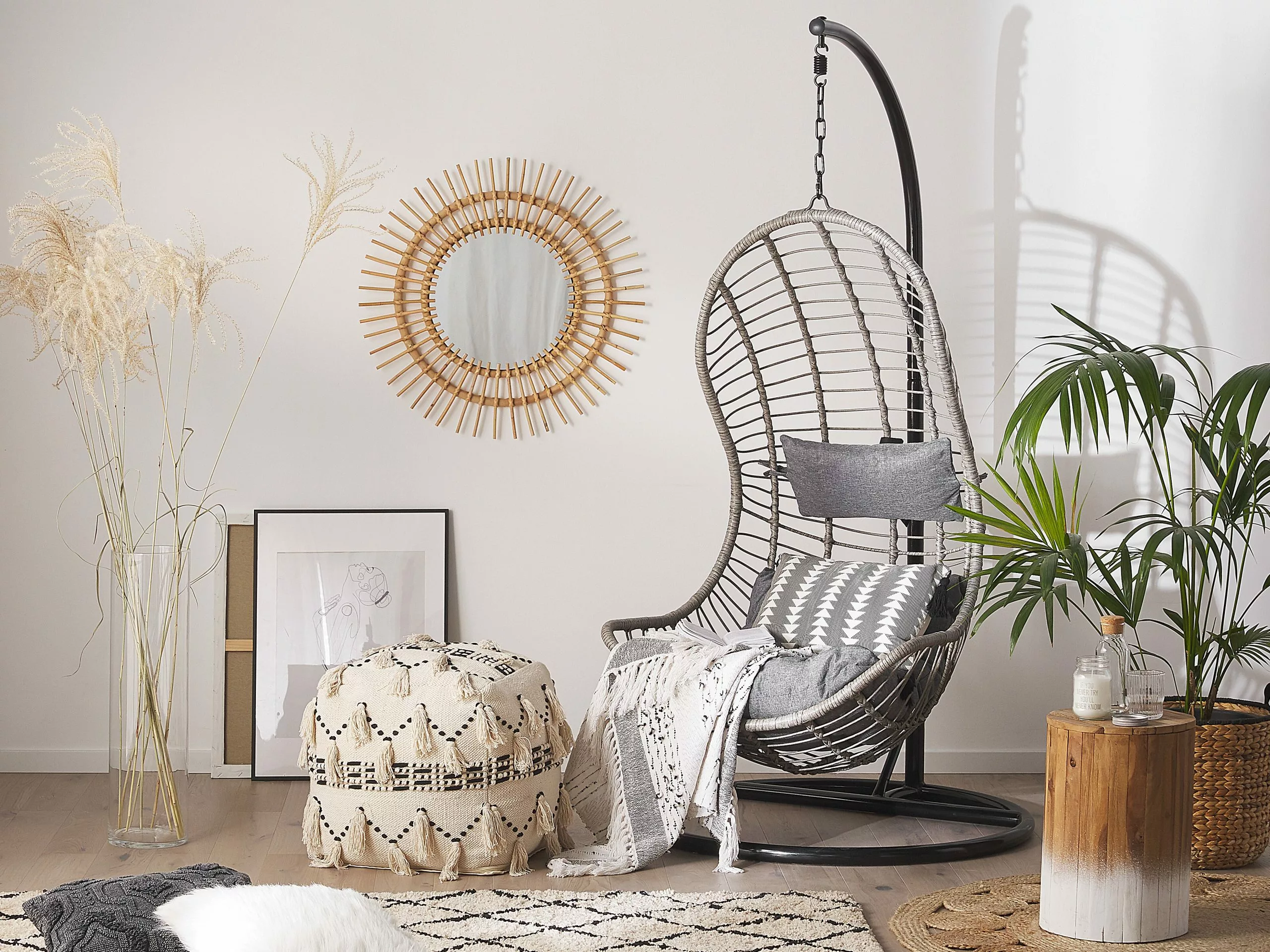 Beliani Rottinkinen Korituoli Jalustalla Harmaa PINETO - Image 2