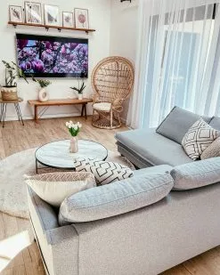 Beliani Riikinkukkotuoli Rottinki Luonnonväri EMMANUELLE -Ulkokalusteet shop undef src sa picid 804619 type whitesh image scaled