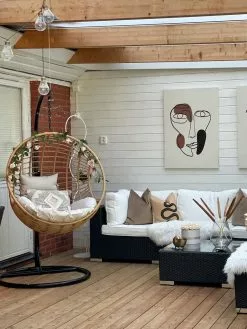 Beliani Rottinkinen Riipputuoli Jalustalla Puunvärinen ASPIO -Ulkokalusteet shop undef src sa picid 808962 type whitesh image scaled