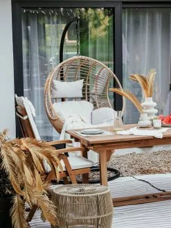 Beliani Rottinkinen Riipputuoli Jalustalla Puunvärinen ASPIO -Ulkokalusteet shop undef src sa picid 809370 type whitesh image scaled