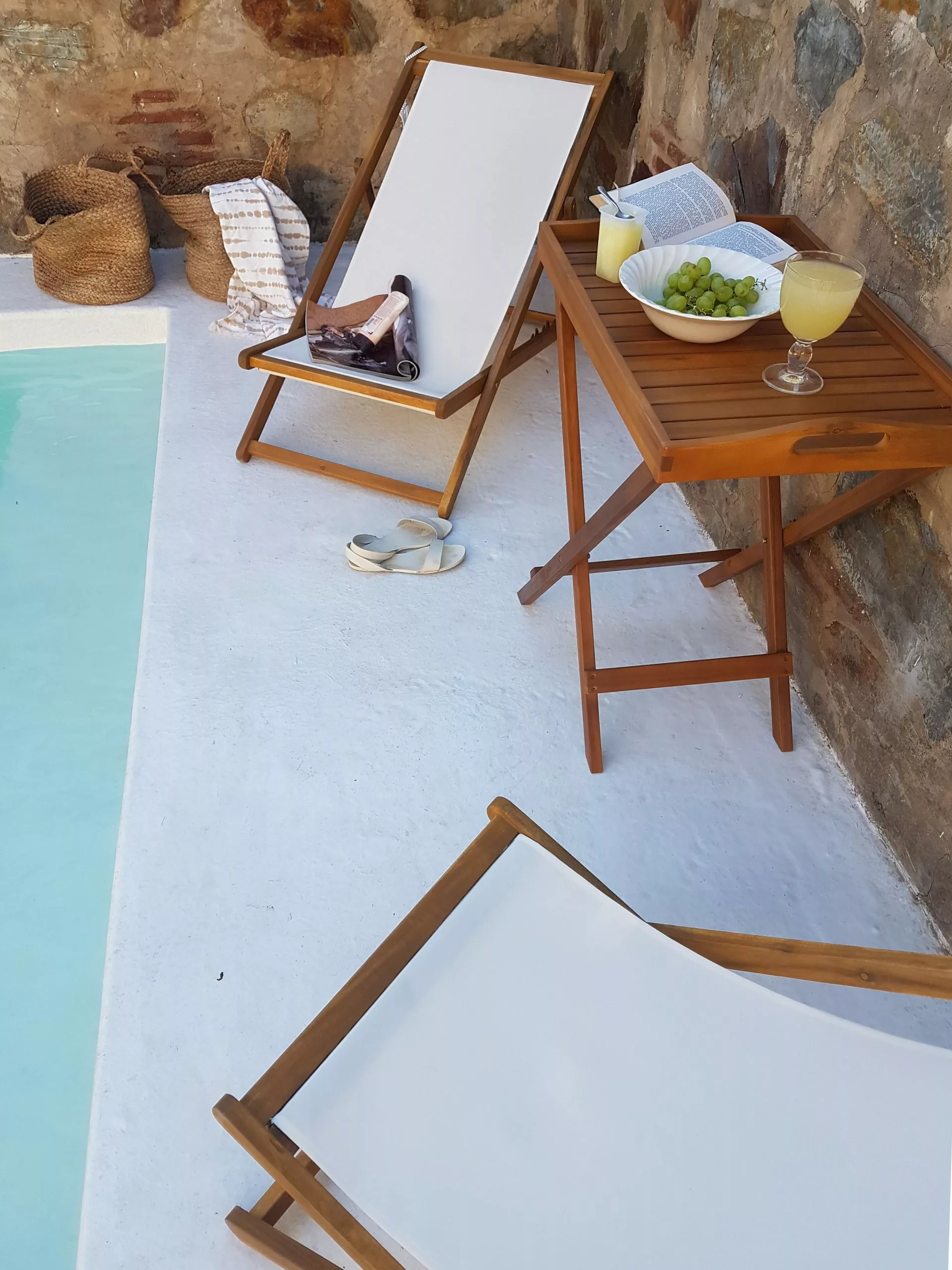 Beliani Tumma Akaasiapuinen Aurinkotuoli Kermanvärisellä Kankaalla AVELLINO 8 Beliani Tumma Akaasiapuinen Aurinkotuoli Kermanvärisellä Kankaalla AVELLINO - Image 8