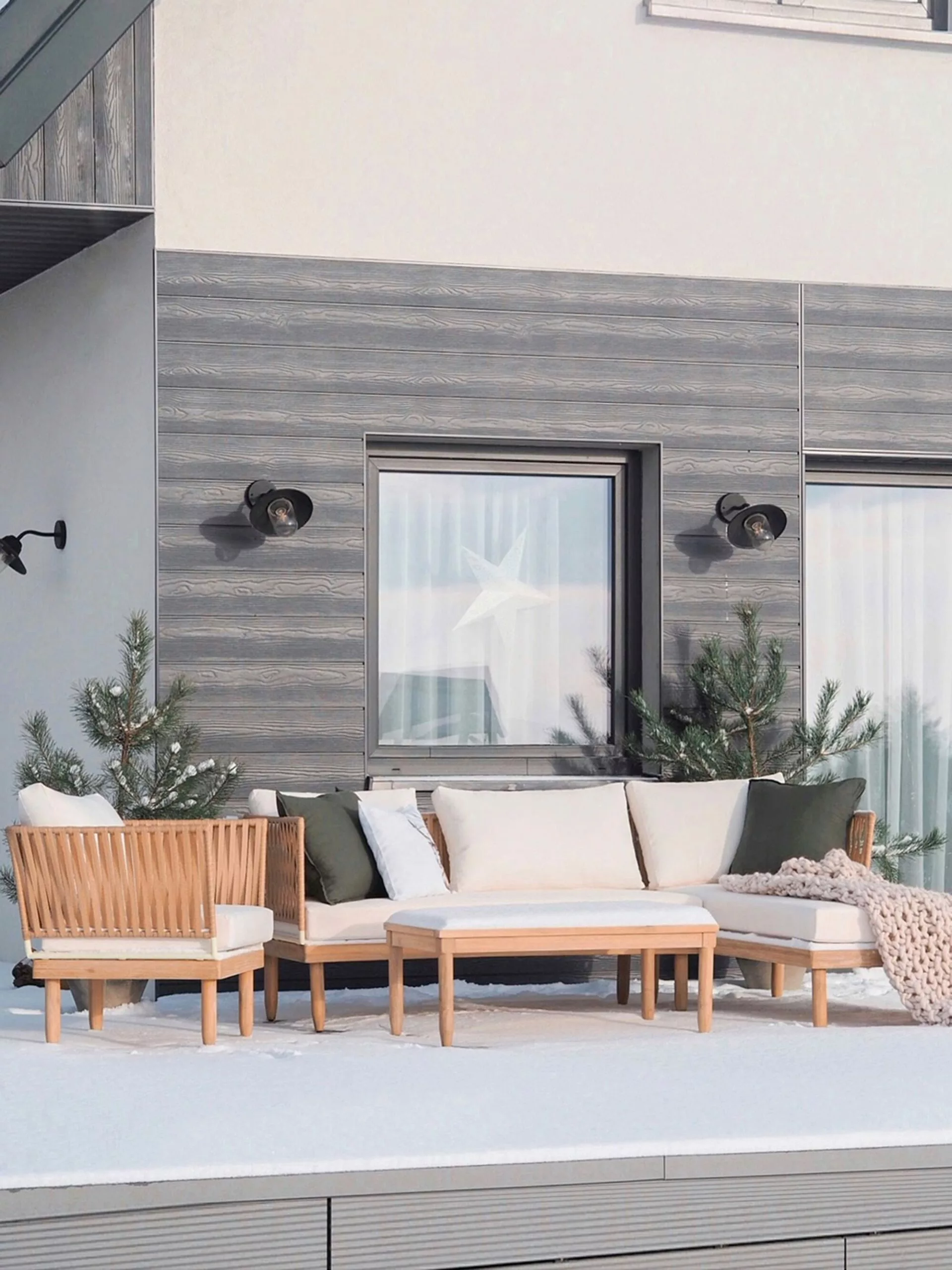 Beliani 4-istuttava Ulkosohvaryhmä Akasiapuu Vasenk. Valkoinen CREMONA 3 Beliani 4-istuttava Ulkosohvaryhmä Akasiapuu Vasenk. Valkoinen CREMONA - Image 3