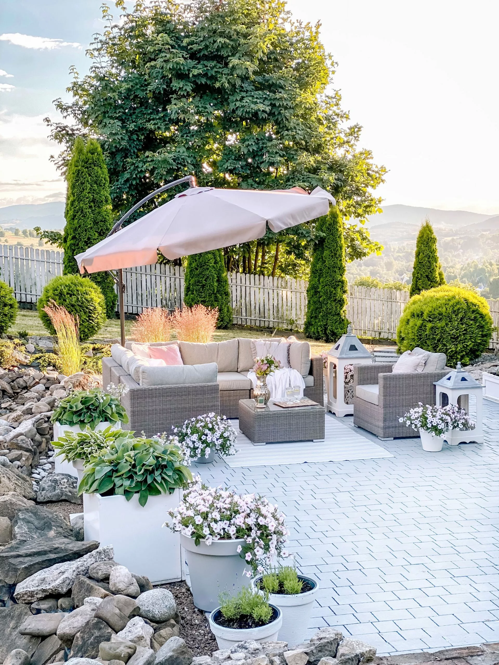 Beliani 6-istuttava Ulkosohvaryhmä Polyrottinki Vasenk. Ruskeanharmaa CONTARE 6 Beliani 6-istuttava Ulkosohvaryhmä Polyrottinki Vasenk. Ruskeanharmaa CONTARE - Image 6