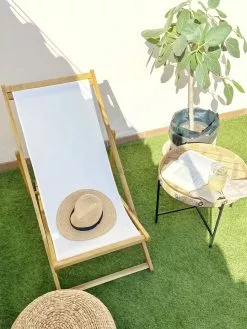 Beliani Vaalea Akaasiapuinen Aurinkotuoli ANZIO -Ulkokalusteet shop undef src sa picid 811092 type whitesh image scaled