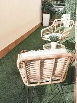 Beliani 2-istuttava Bistrosetti Polyrottinki Luonnonväri TRESTINA -Ulkokalusteet shop undef src sa picid 817601 type whitesh image scaled