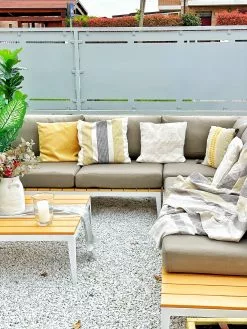 Beliani Puutarhasohva Ja Sohvapöytä POSITANO 12 Beliani Puutarhasohva Ja Sohvapöytä POSITANO -Ulkokalusteet shop undef src sa picid 824417 type whitesh image 2