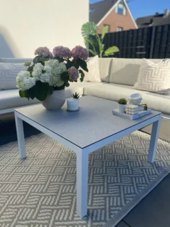 Beliani 4-istuttava Ulkosohvaryhmä Alumiini Vasenk. Valkoinen/ruskea BORELLO 15 Beliani 4-istuttava Ulkosohvaryhmä Alumiini Vasenk. Valkoinen/ruskea BORELLO -Ulkokalusteet shop undef src sa picid 827555 type whitesh image 4 scaled