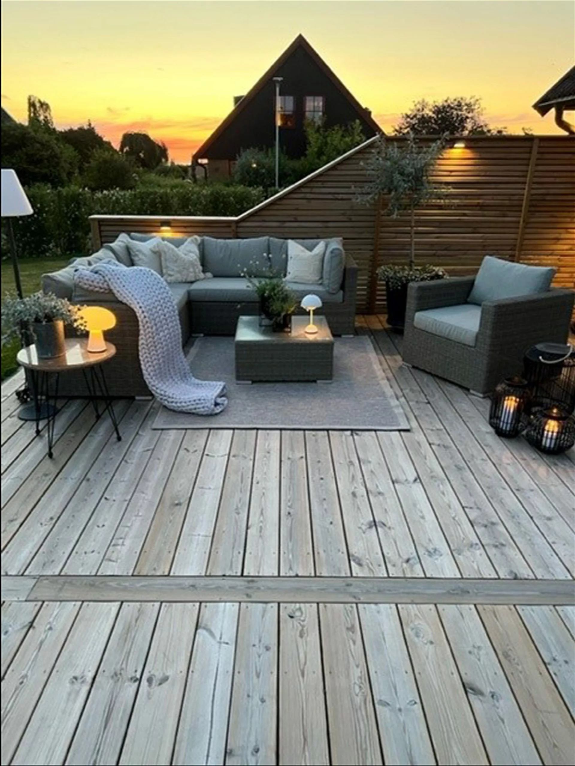 Beliani 6-istuttava Ulkosohvaryhmä Polyrottinki Vasenk. Ruskea CONTARE II 4 Beliani 6-istuttava Ulkosohvaryhmä Polyrottinki Vasenk. Ruskea CONTARE II - Image 4