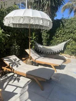 Beliani Akaasiapuinen Aurinkotuoli JAVA 12 Beliani Akaasiapuinen Aurinkotuoli JAVA -Ulkokalusteet shop undef src sa picid 831739 type whitesh image scaled