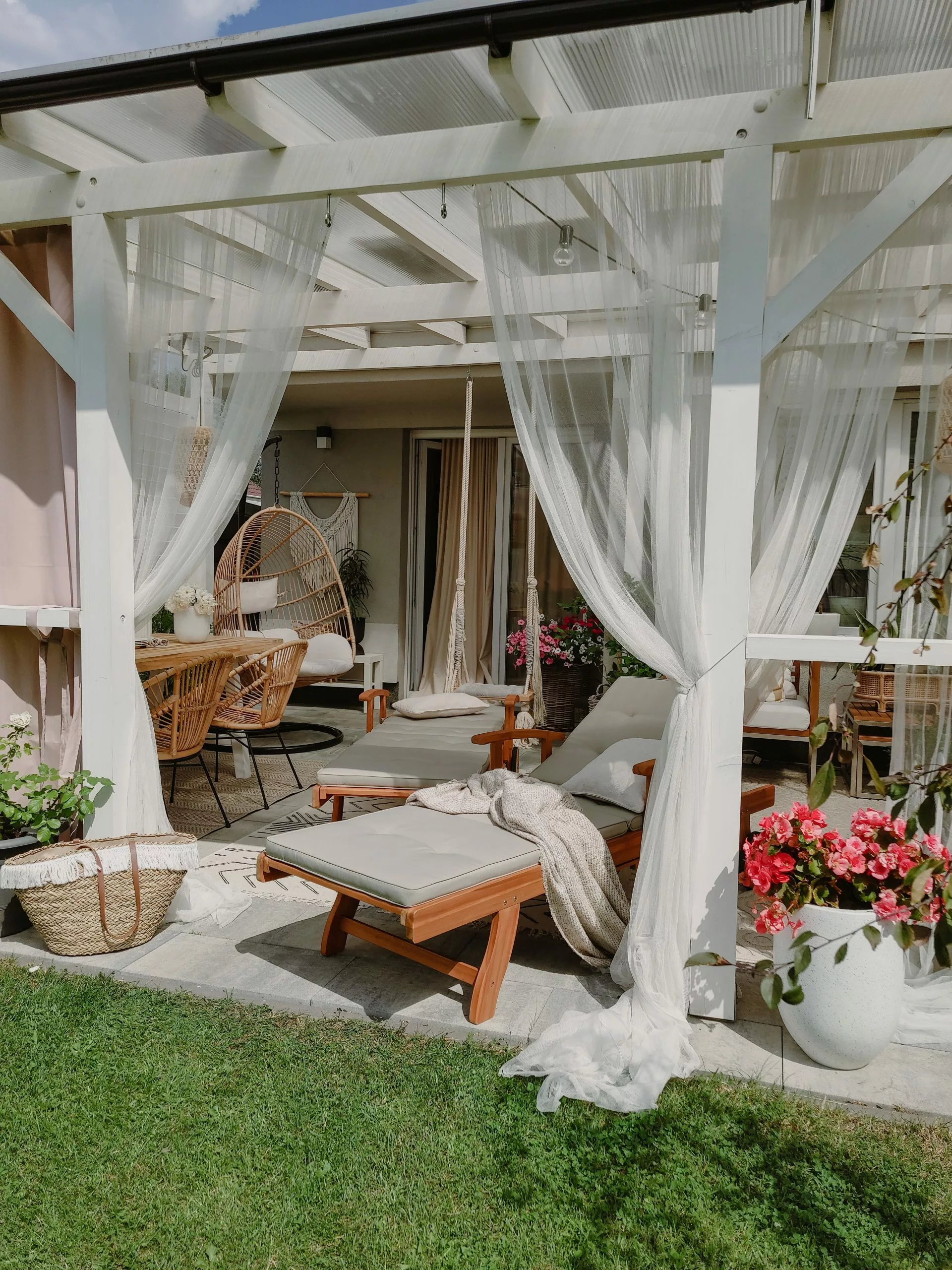 Beliani Akaasiapuinen Aurinkotuoli JAVA 6 Beliani Akaasiapuinen Aurinkotuoli JAVA - Image 6