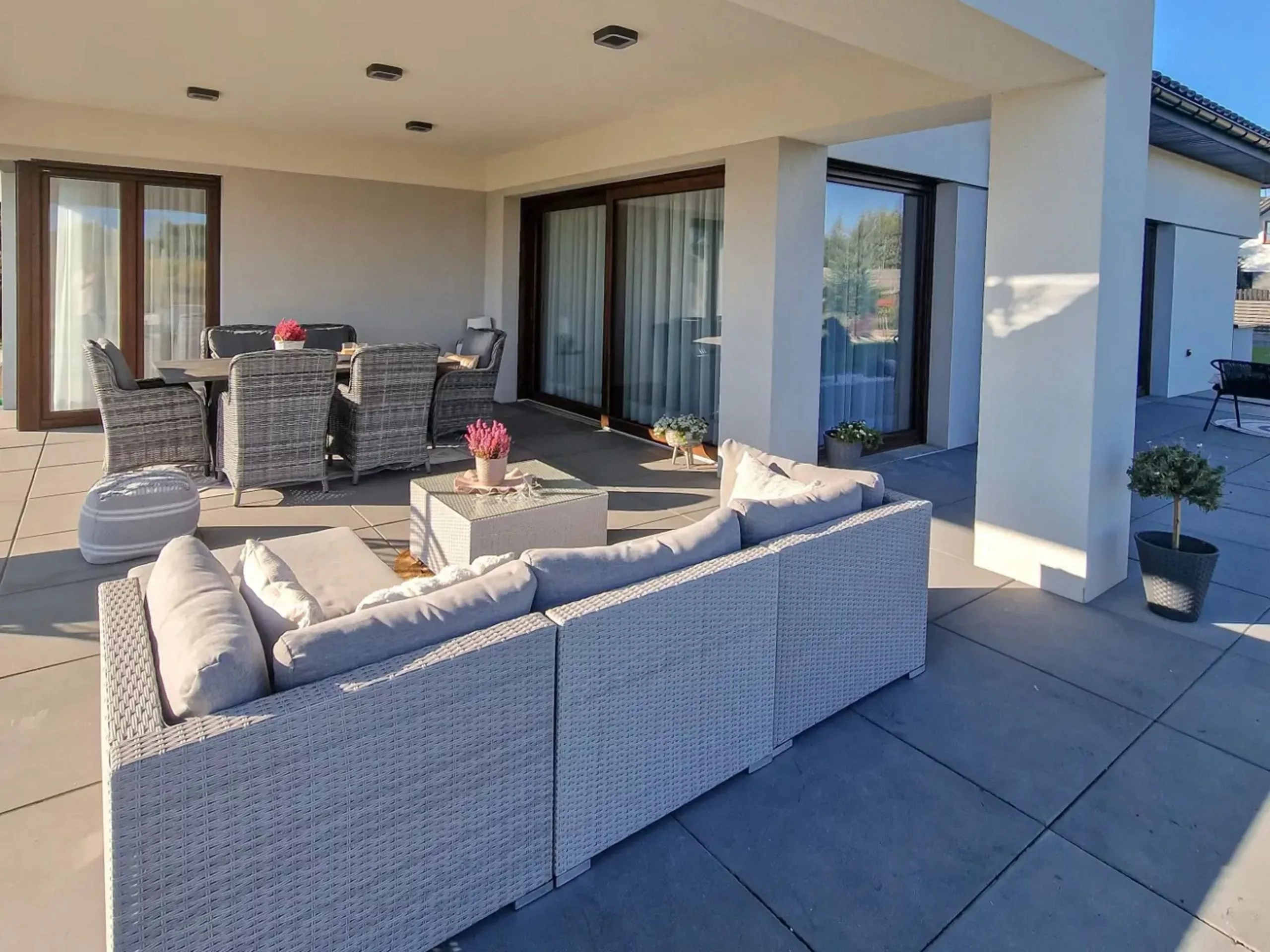 Beliani 4-istuttava Ulkosohvaryhmä Polyrottinki Vasenk. Harmaa SANO II - Image 10